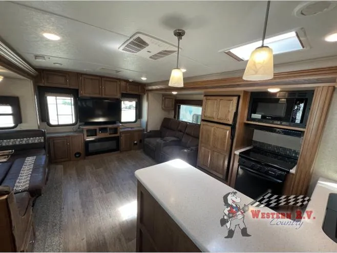 2019 Forest River RV Rockwood Ultra Lite 2703WS - Photo 2