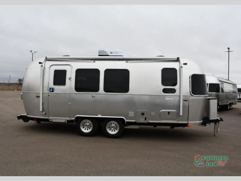 2026 Airstream International 23FB - Photo 3