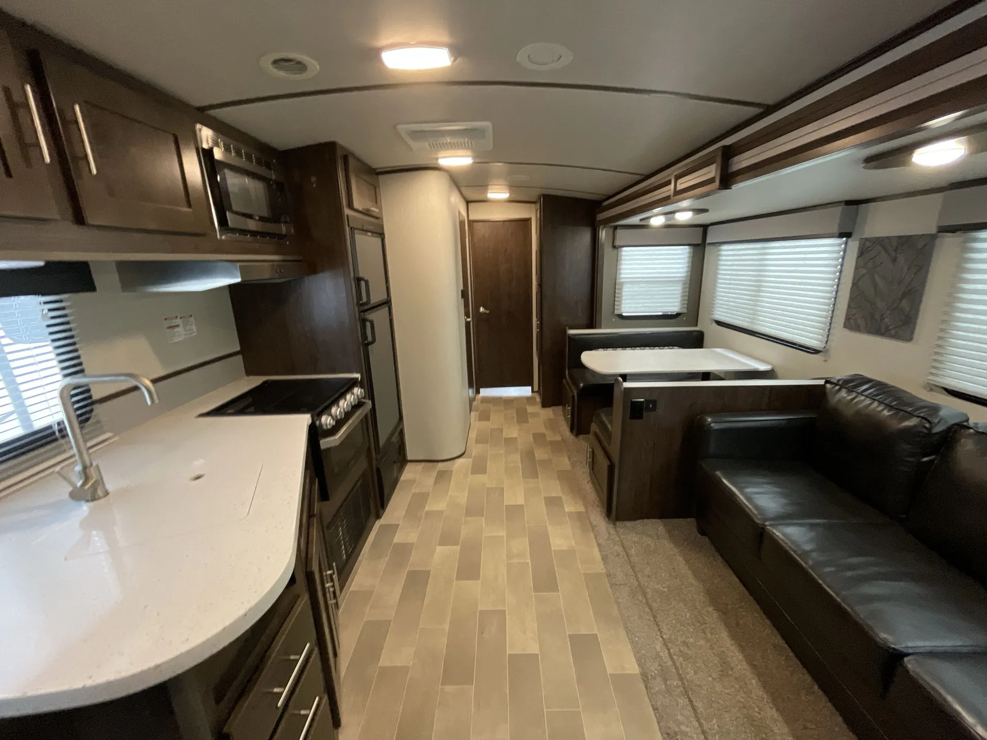 2019 Cruiser RV Radiance 30DS — living area main