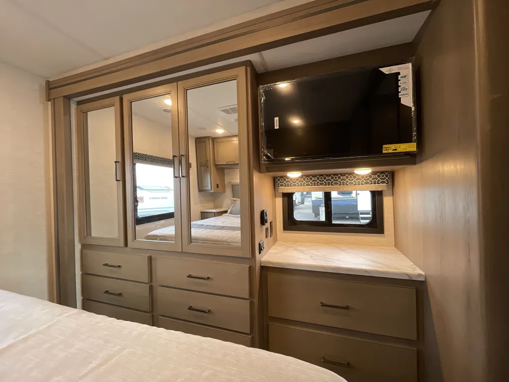 2026 Thor Motor Coach Freedom Traveler A29, Photos photo 25