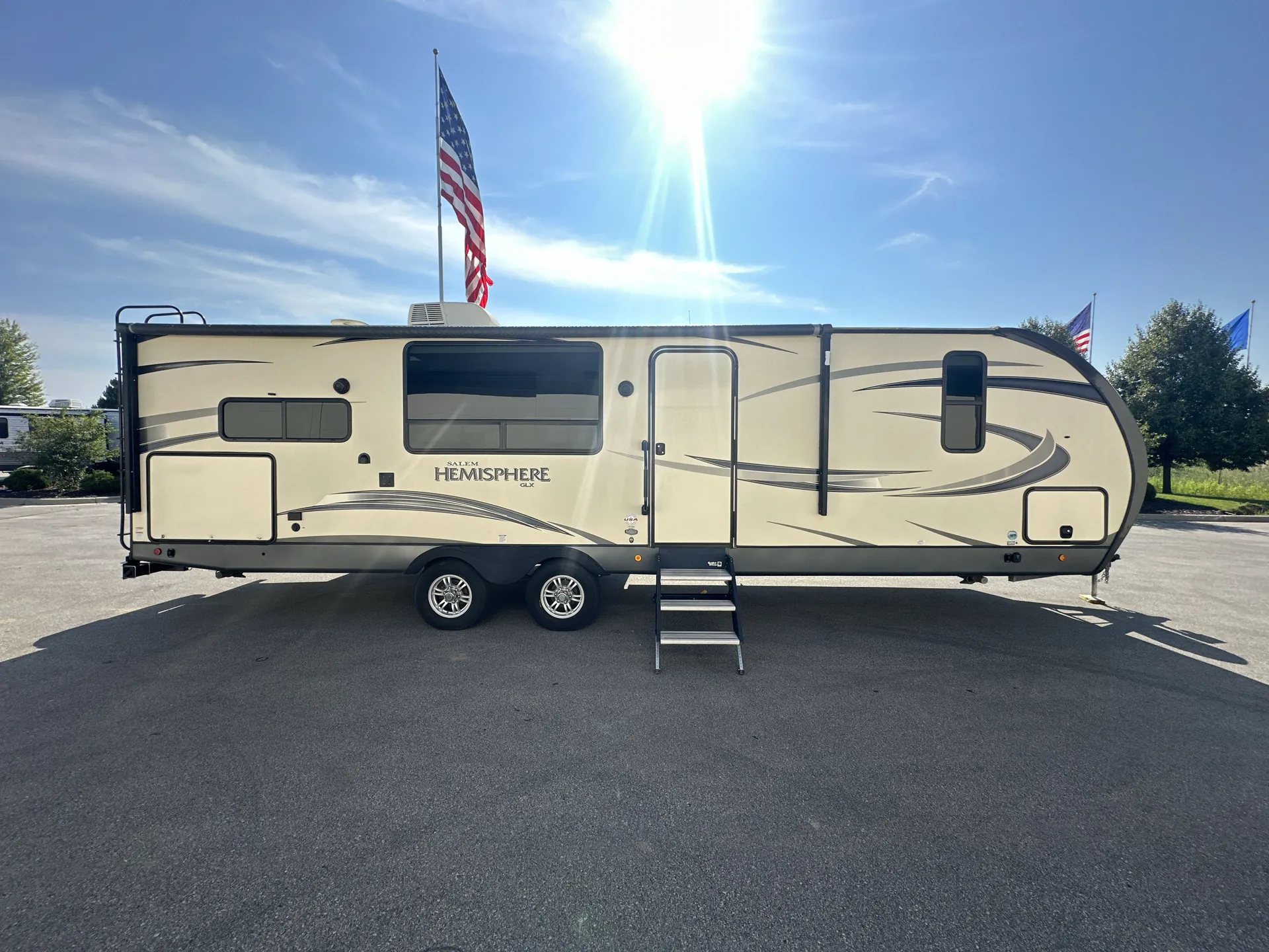 2019 Forest River Salem Hemisphere 283RK — living area main