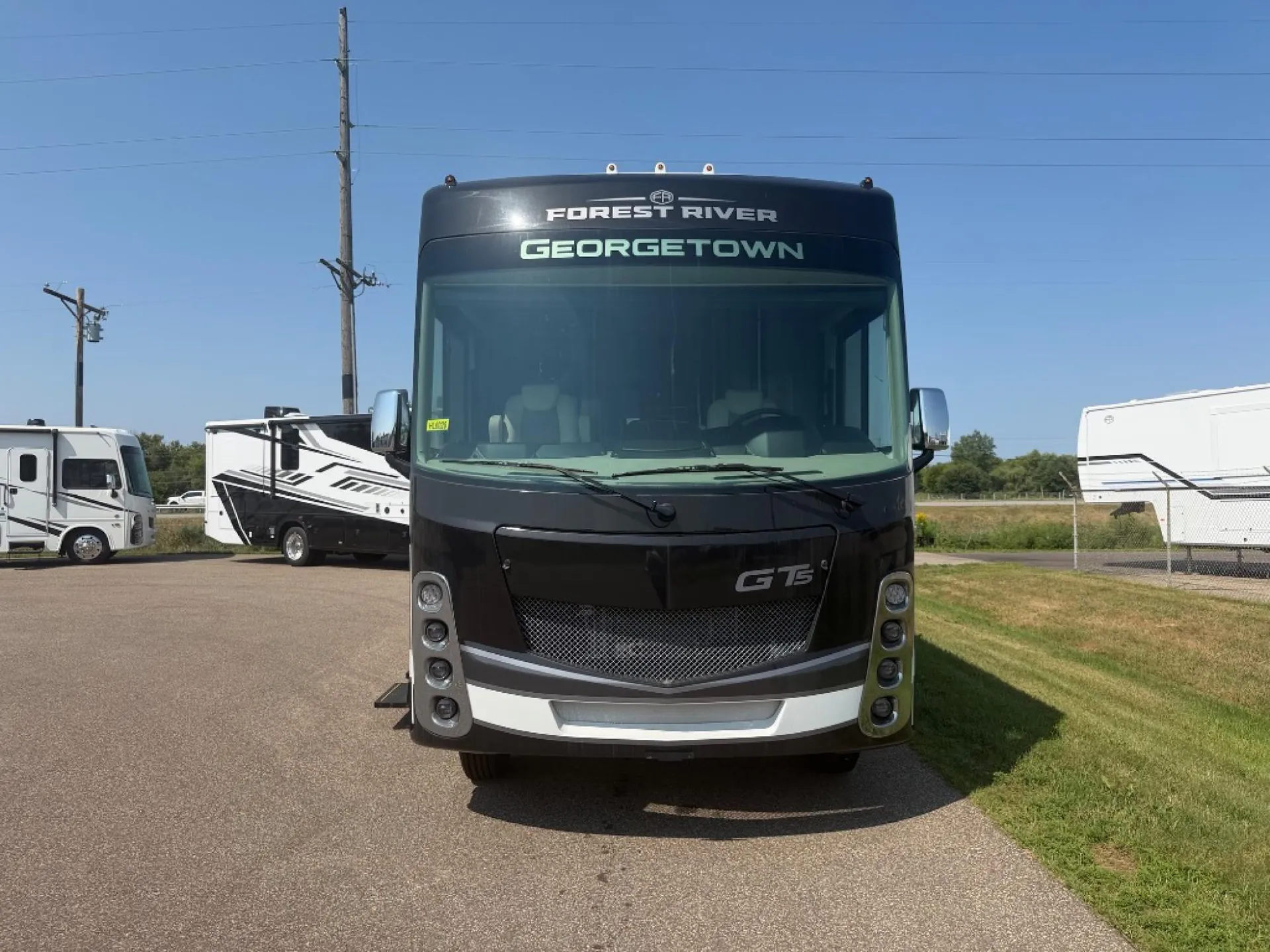 2026 Forest River Georgetown 5 Series GT5 34H5 - Photo 3