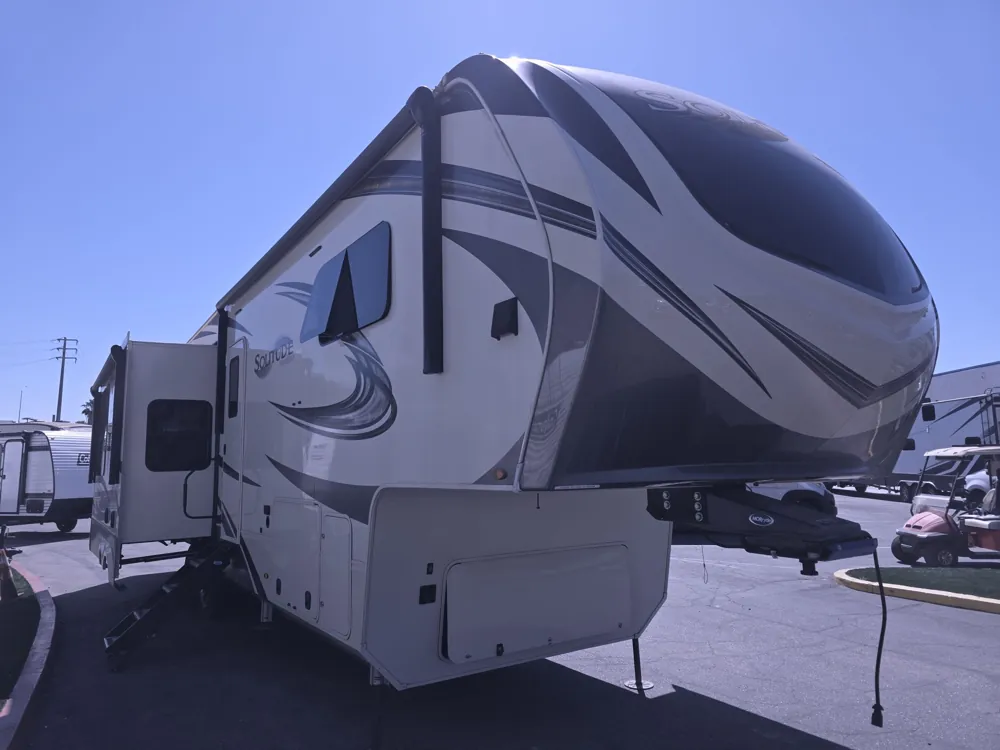 2021 Grand Design Solitude 345GK - Photo 2