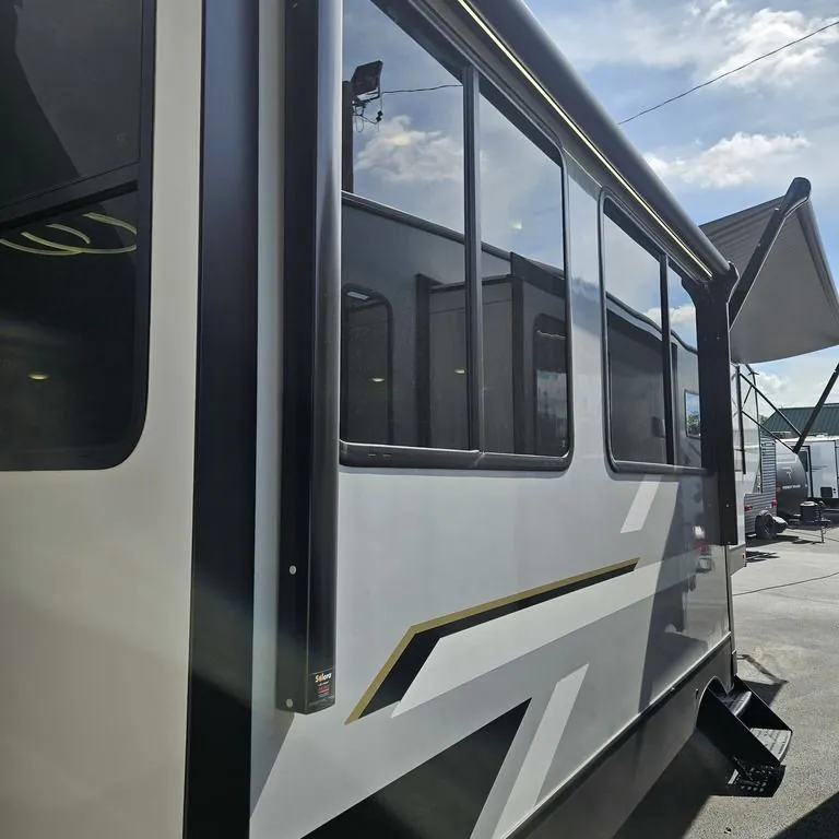 2027 Forest River Impression 360MYR — Photo 6