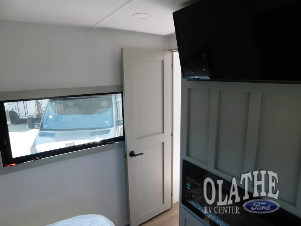 2026 Brinkley Model Z Air 297, Photos photo 28