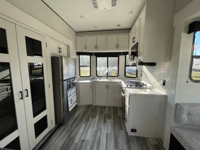 2026 Jayco Jay Flight Bungalow 404LOFT DS, Photos photo 13