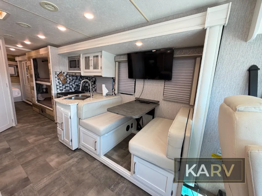 2020 Coachmen Pursuit 31BH, Photos photo 12