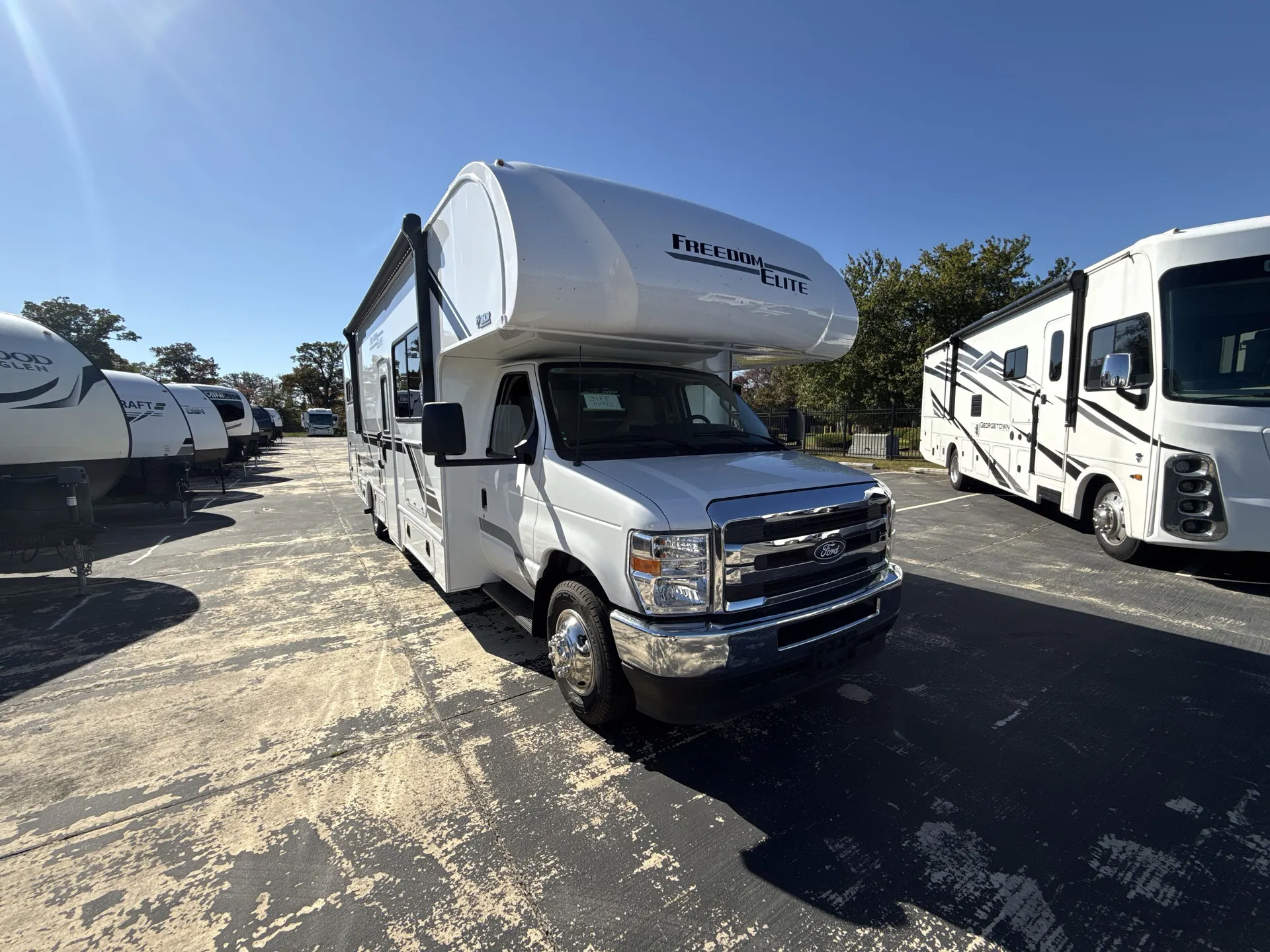 2027 Thor Motor Coach Freedom Elite 31FE