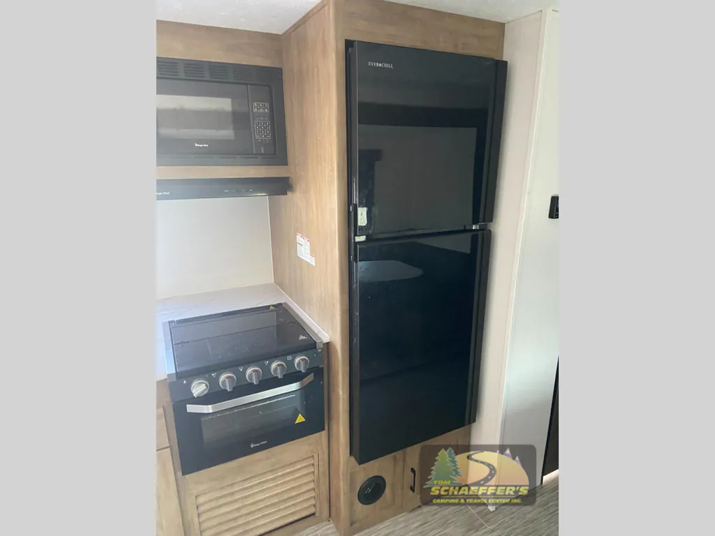 2024 Coachmen Freedom Express Select 29SE, Photos photo 11