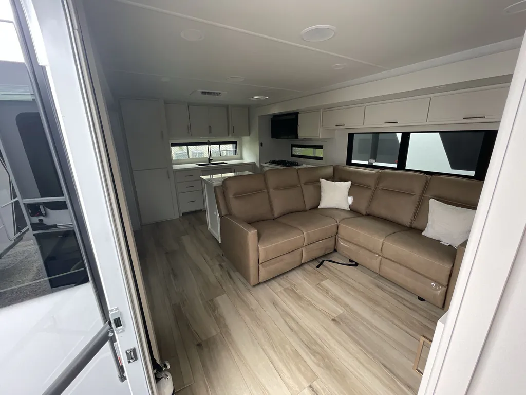 2026 Brinkley Model I 280, Photos photo 3