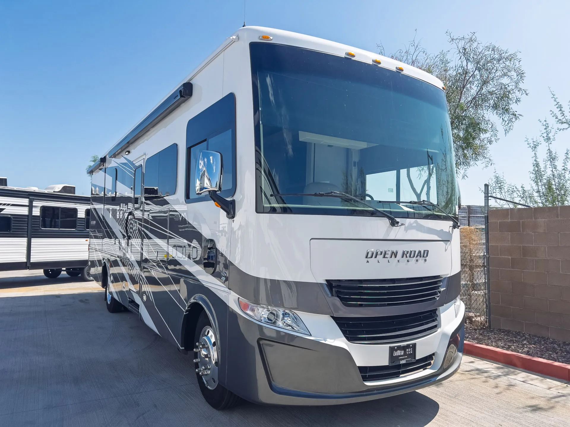 2025 Tiffin Open Road Allegro 32 FA - Photo 2