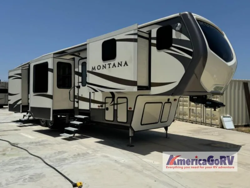 2016 Keystone Montana 3820 FK - Photo 2