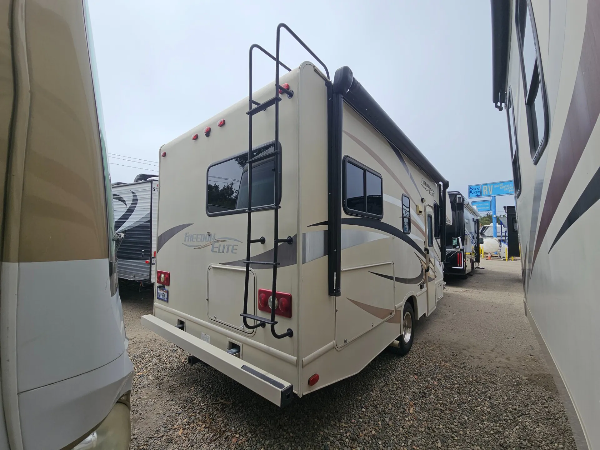 2017 Thor Motor Coach Freedom Elite 23H - Photo 3