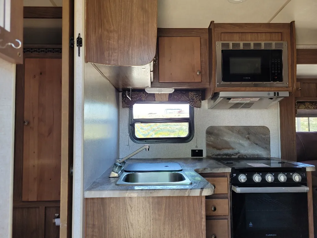 2022 Northwood Nash 24M - Photo 4