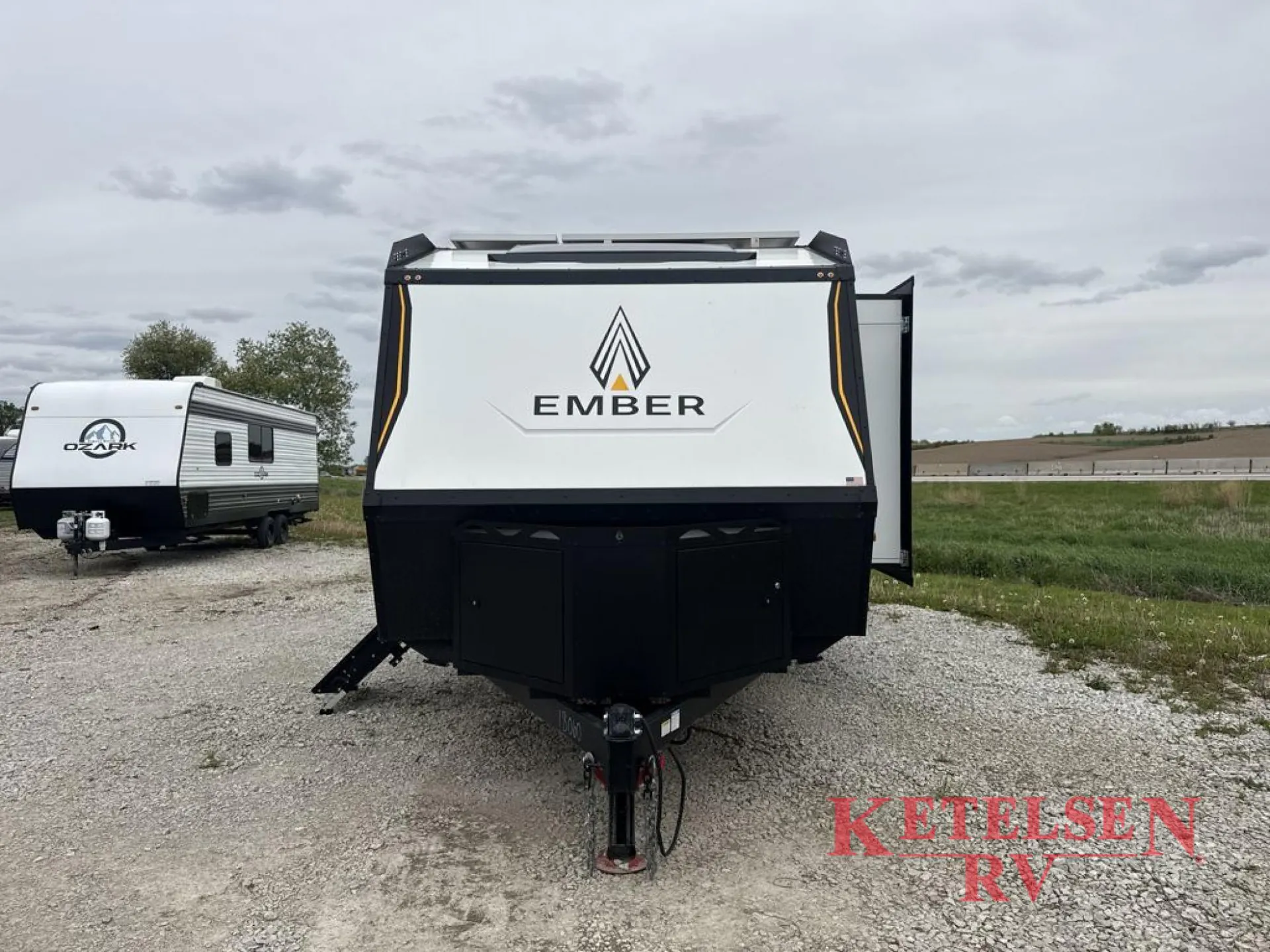 2024 Ember RV Overland Series 191MSL - Photo 3
