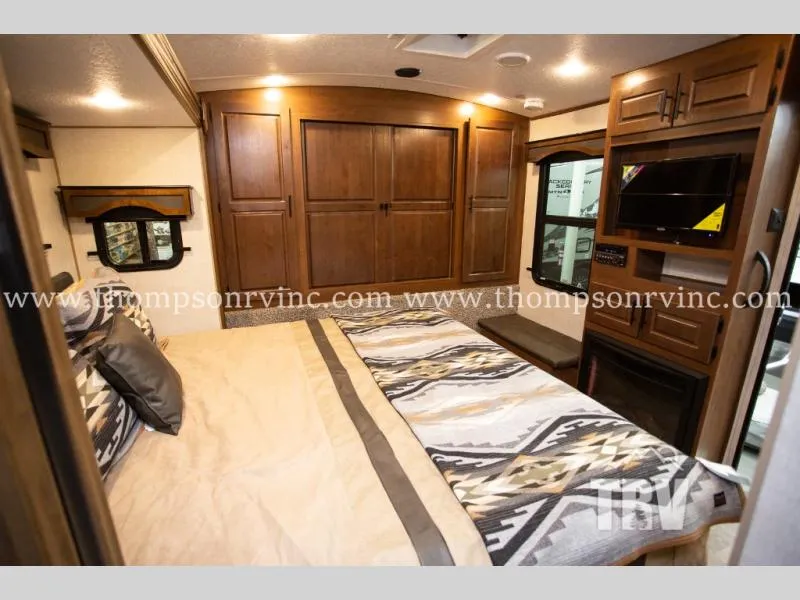 2025 Outdoors RV Black Stone Titanium Series 260KRS - Photo 4
