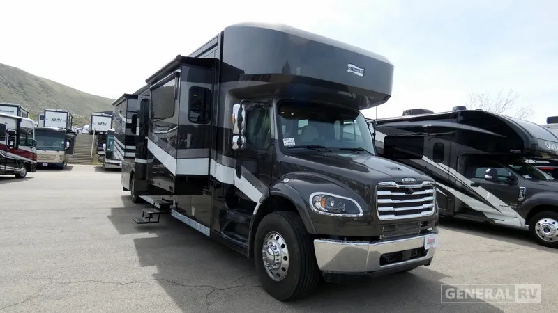 2026 Newmar Super Star 4059 - Photo 2