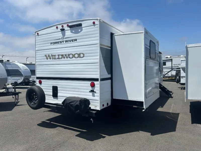 2026 Forest River Wildwood 31KQBTS - Photo 3