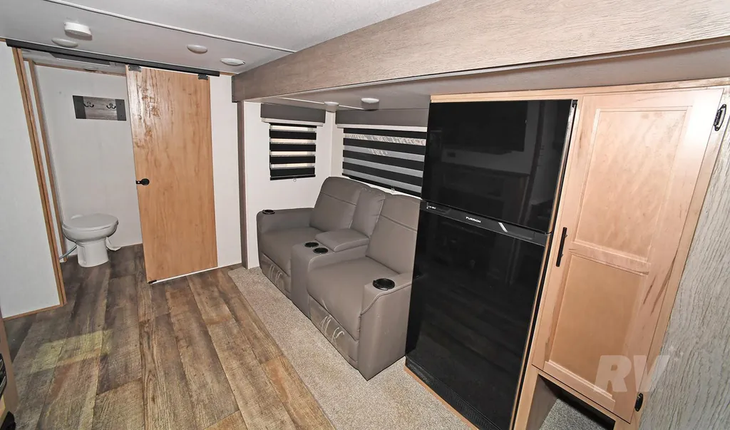 2024 Forest River Cherokee Alpha Wolf 22SW, Photos photo 17