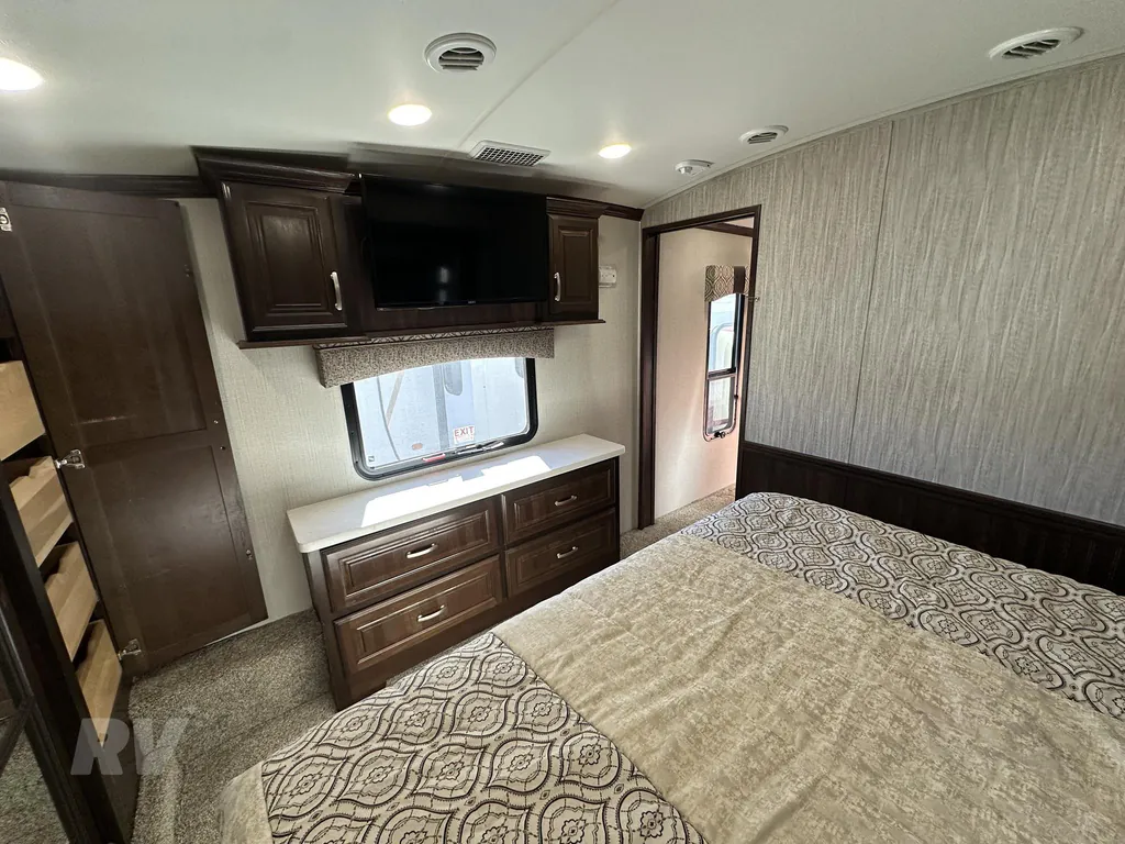 2017 Forest River Cardinal 3456RL, Photos photo 22