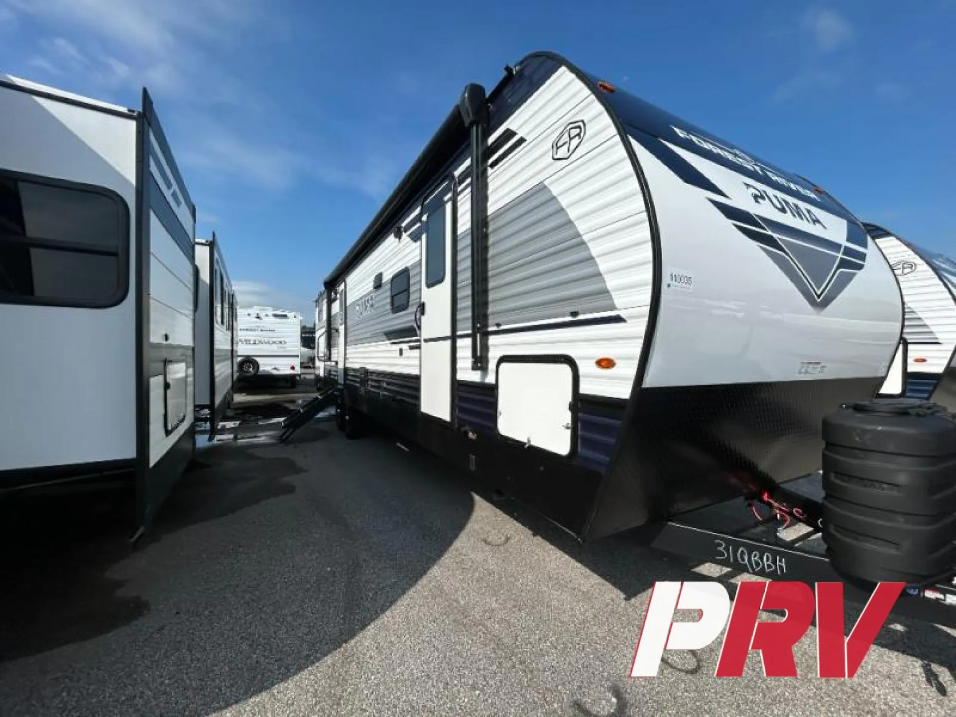 2027 Palomino Puma 31QBBH - Photo 2