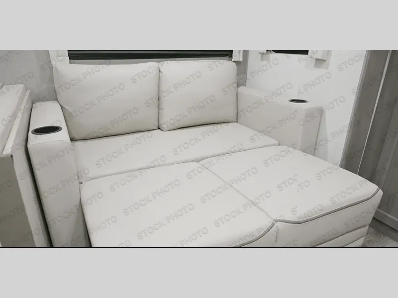 2024 Coachmen Catalina Legacy Edition 293QBCK - Photo 4