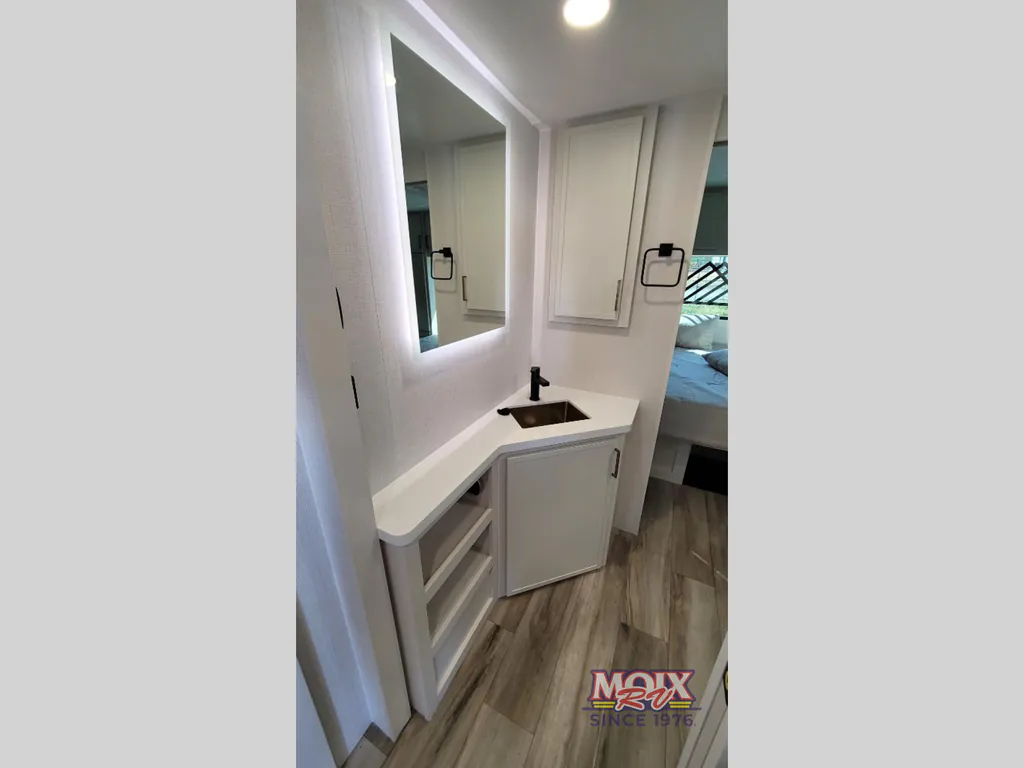 2027 Brinkley Model I 290, Photos photo 24