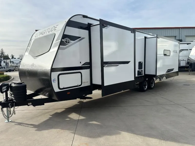2026 East to West Longitude 310RL - Photo 4