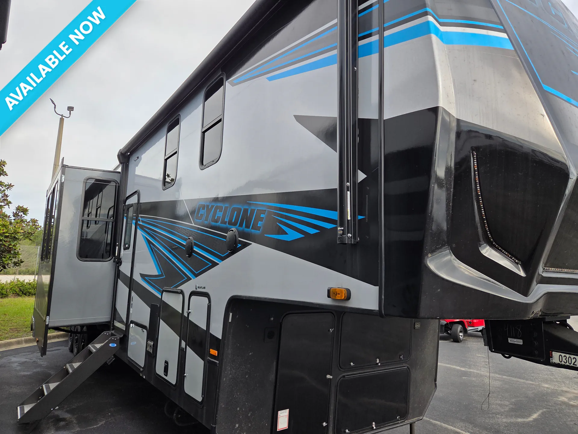 2025 Heartland Cyclone 4118 - Photo 2