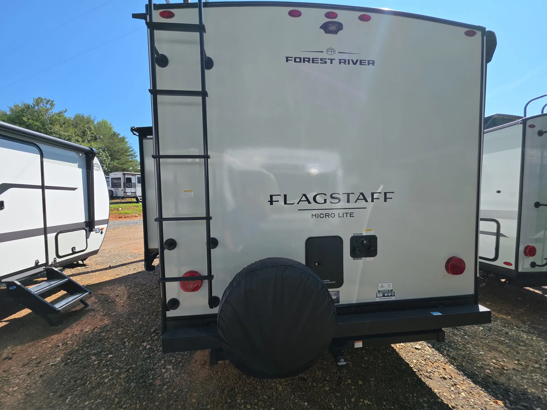 2027 Forest River Flagstaff Micro Lite 25MBR — Photo 7