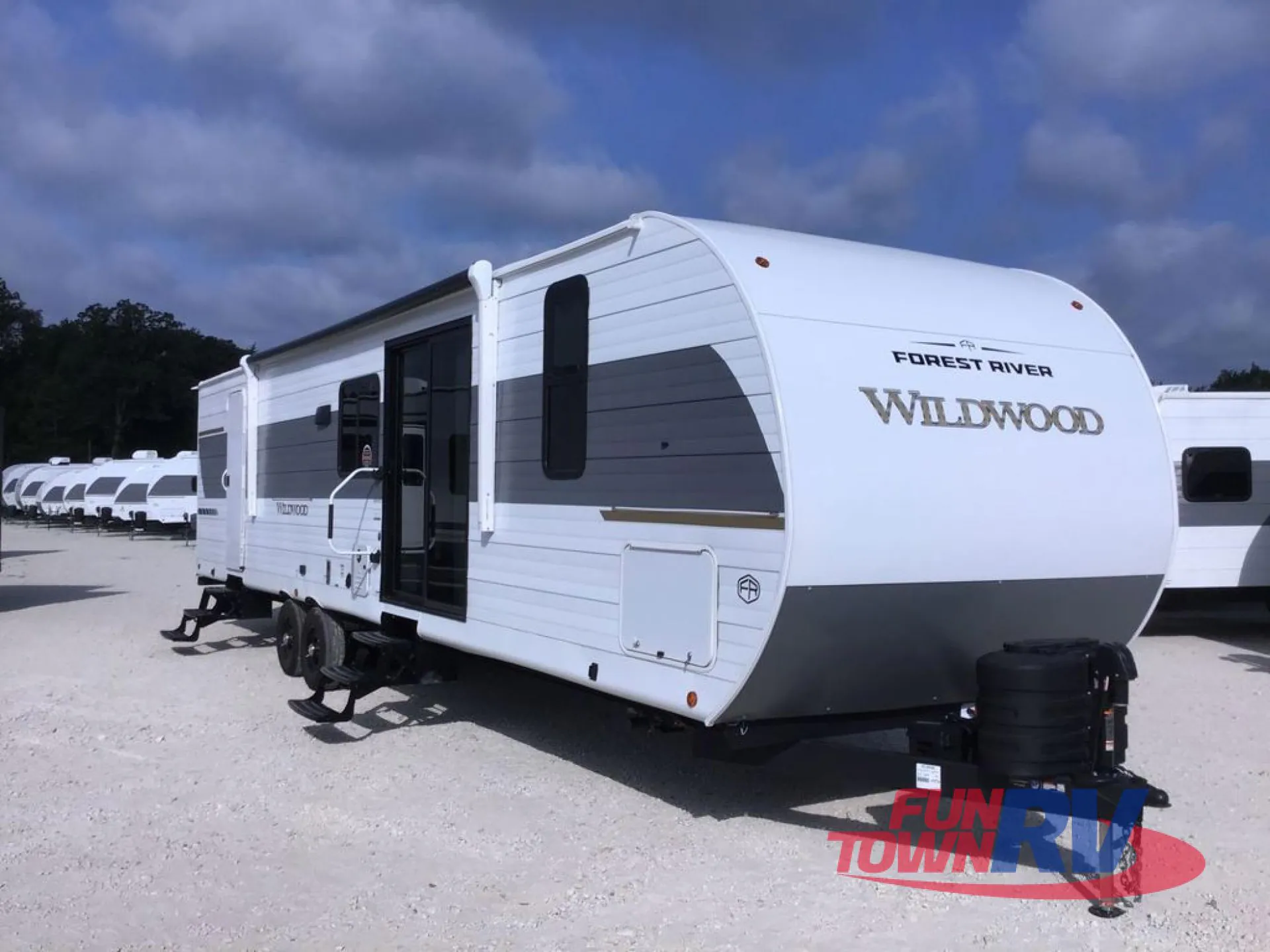 2027 Forest River Wildwood 36VBDS dealer photo 1 from Fun Town RV
