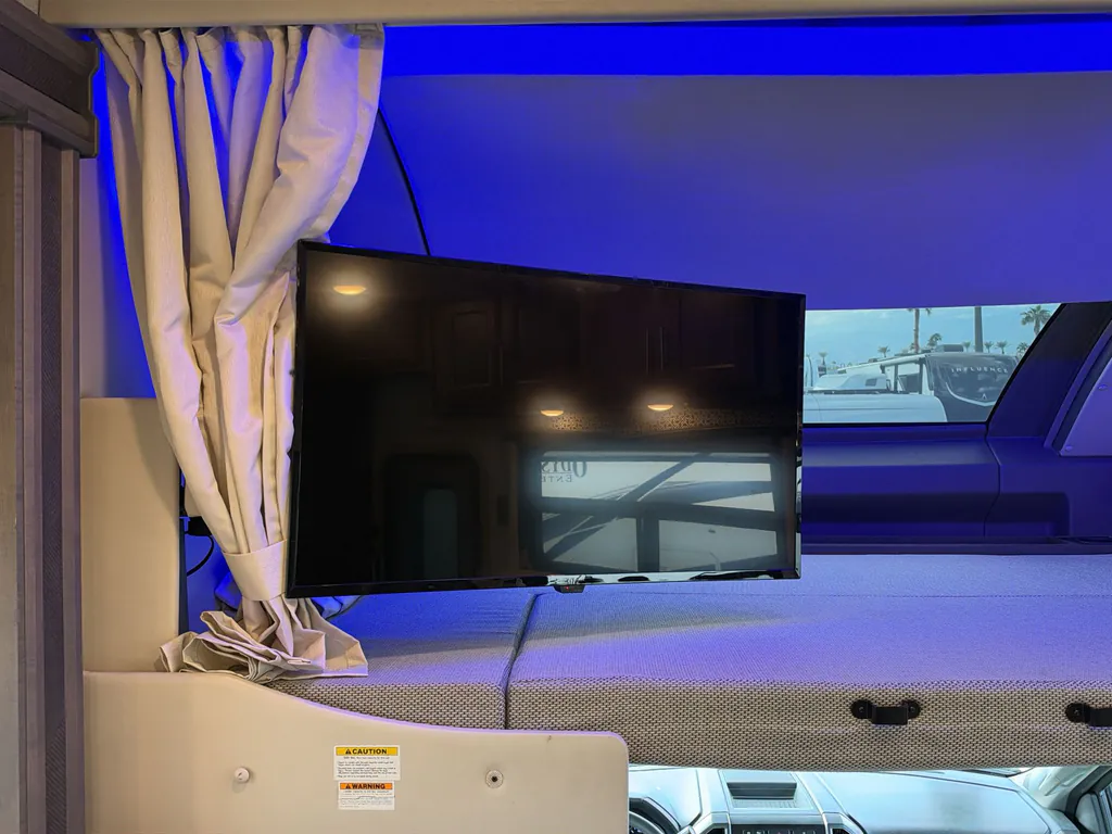 2023 Thor Motor Coach Magnitude RS36, Photos photo 17