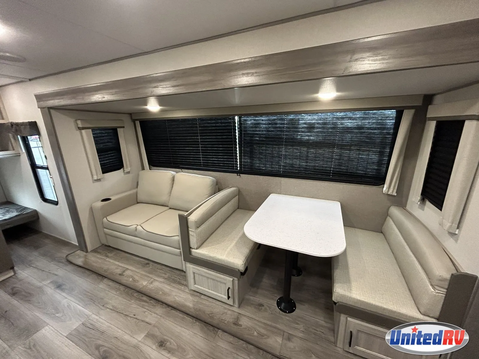 2026 Coachmen Catalina Legacy Edition 333DORM - Photo 4