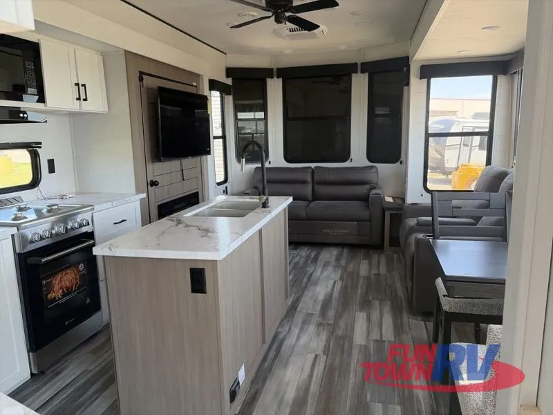 2026 Jayco Jay Flight Bungalow 401FLTS - Photo 2