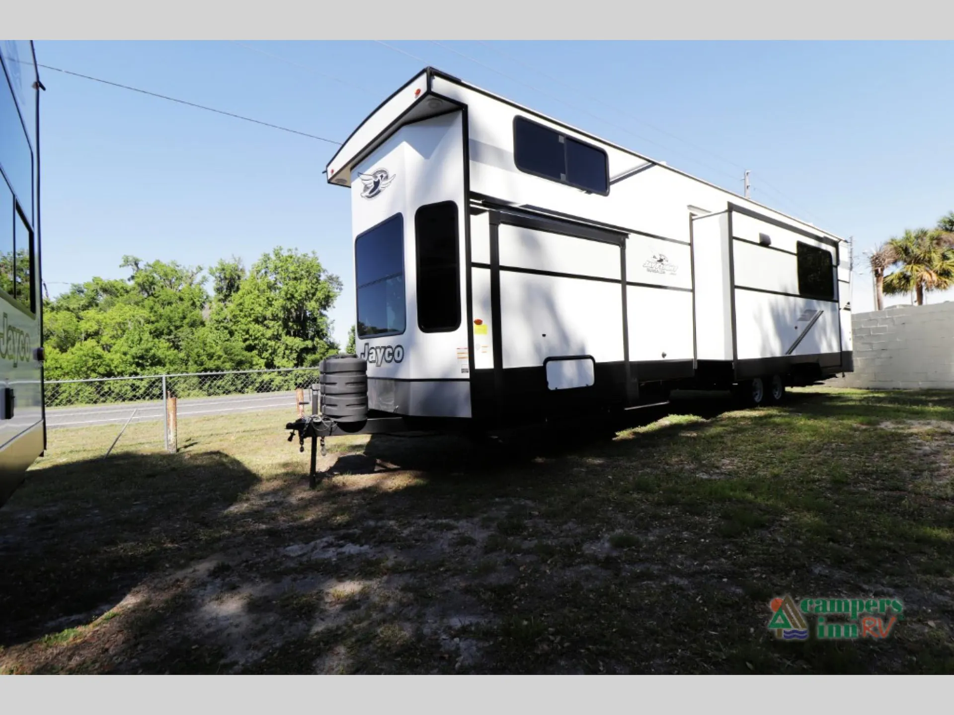 2025 Jayco Jay Flight Bungalow JayLoft - Photo 4