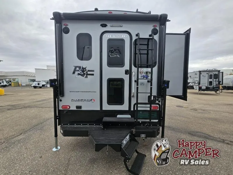 2026 Northwood Arctic Fox Camper 1140 - Photo 2