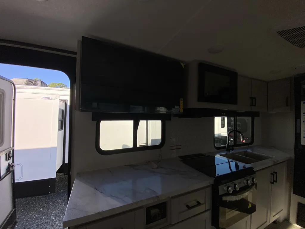 2026 Jayco Jay Feather 29QBH, Photos photo 18