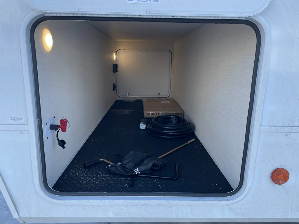 2026 Forest River Alpha Wolf 24TRUNK, Photos photo 43