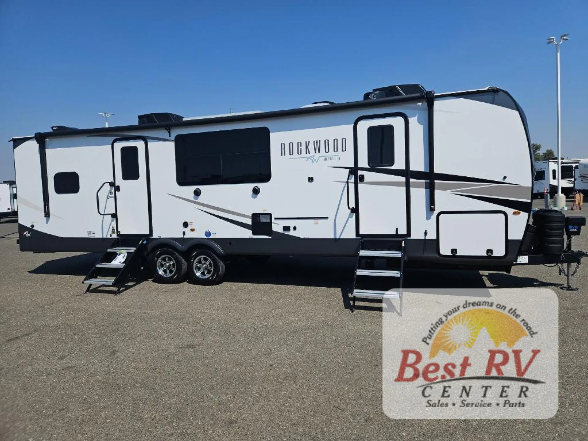 2025 Forest River Rockwood Ultra Lite 2918BH - Photo 4