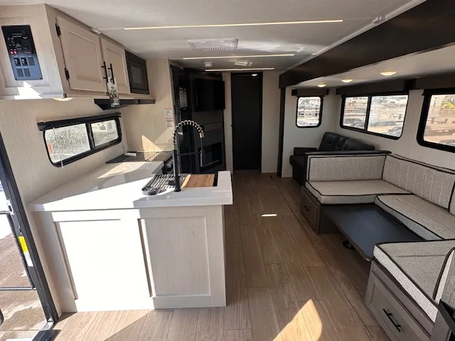 2026 Forest River Cherokee Alpha Wolf 29TB, Photos photo 20
