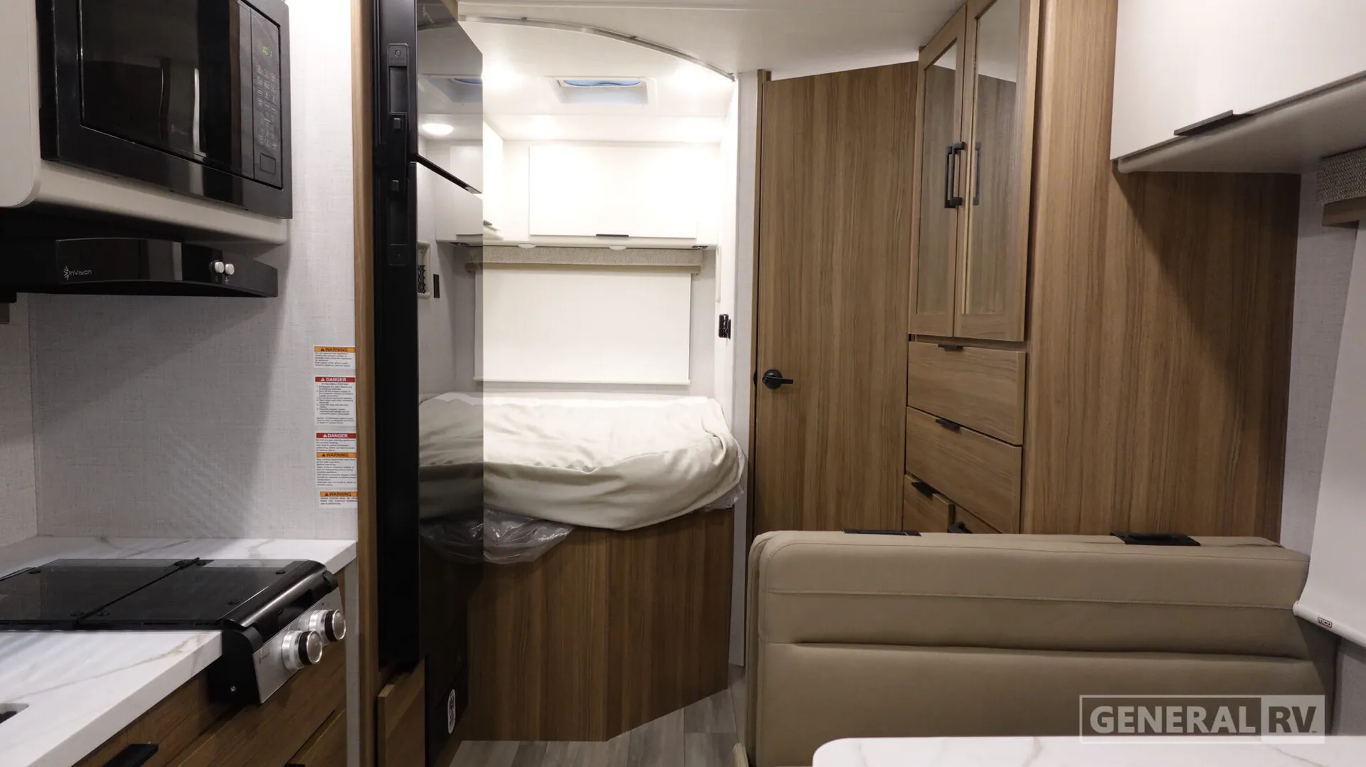 2027 Thor Motor Coach Four Winds ESpec 21Z - Photo 3
