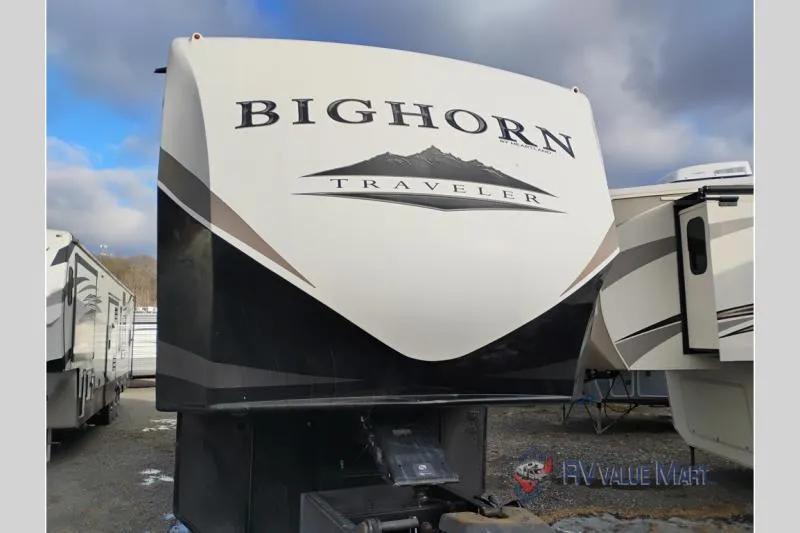 2021 Heartland Bighorn Traveler 38FL - Photo 3
