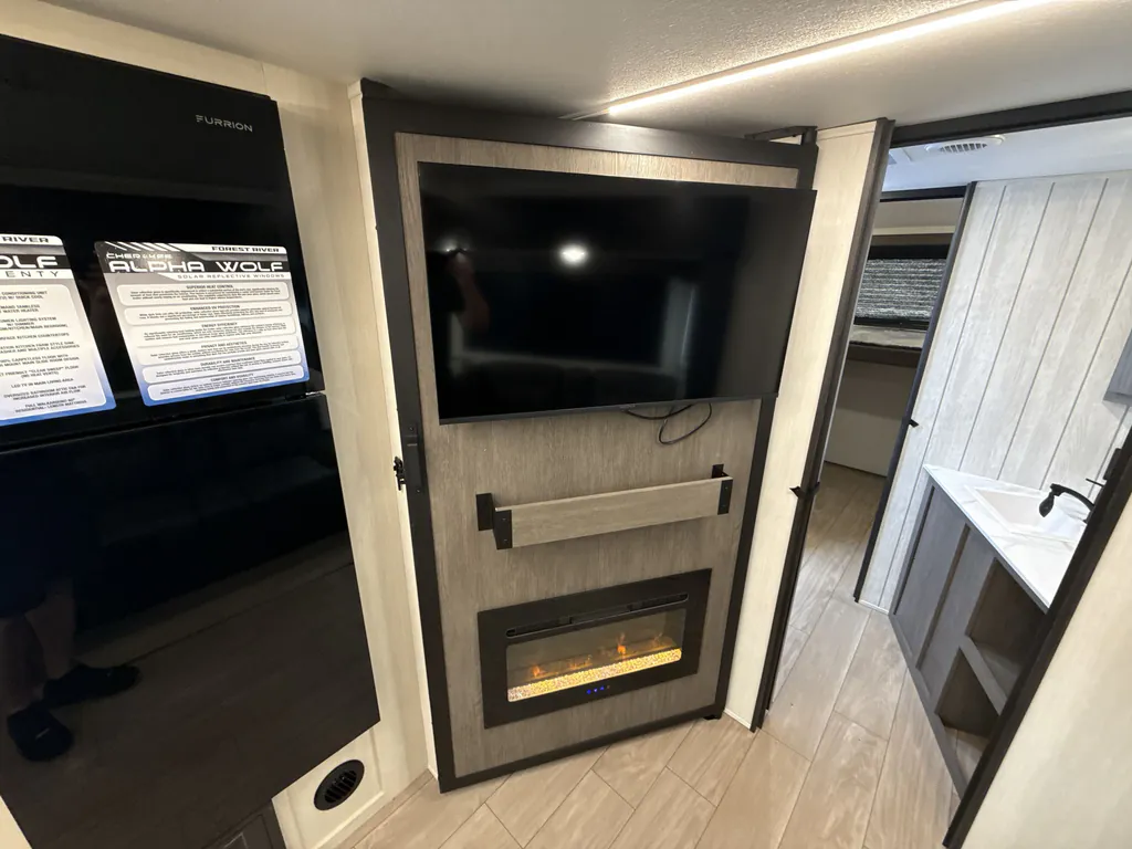 2026 Forest River Alpha Wolf 29TB, Photos photo 18