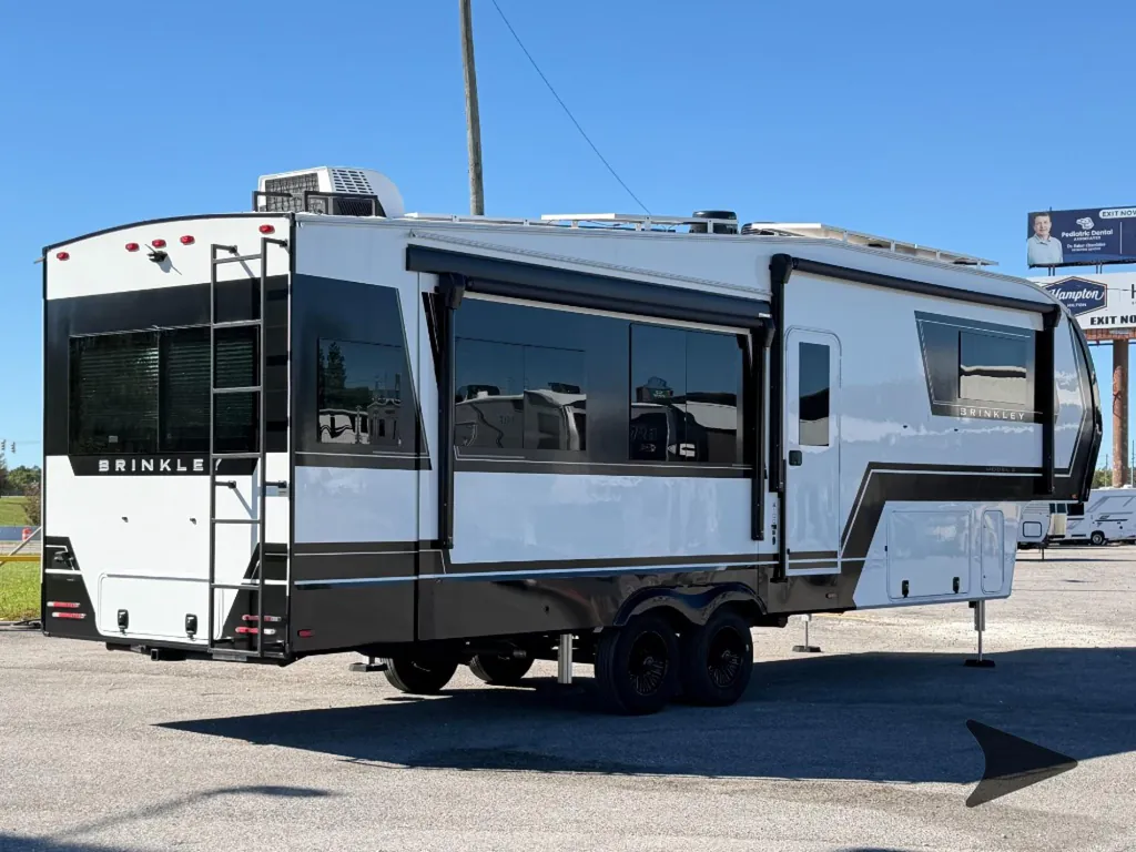 2025 Brinkley Model Z 3100, Photos photo 13