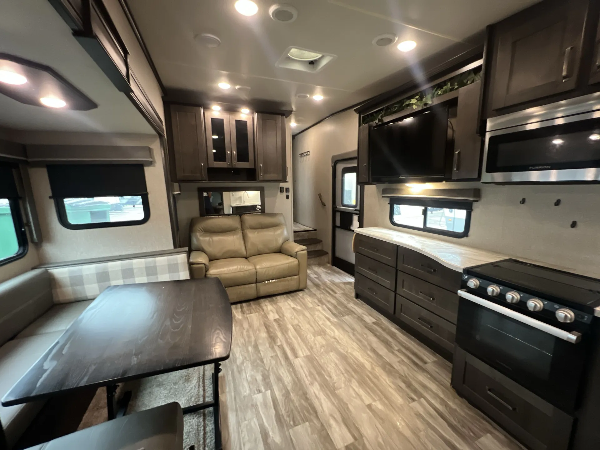 2021 Grand Design Reflection 150 Series 278BH — living area main
