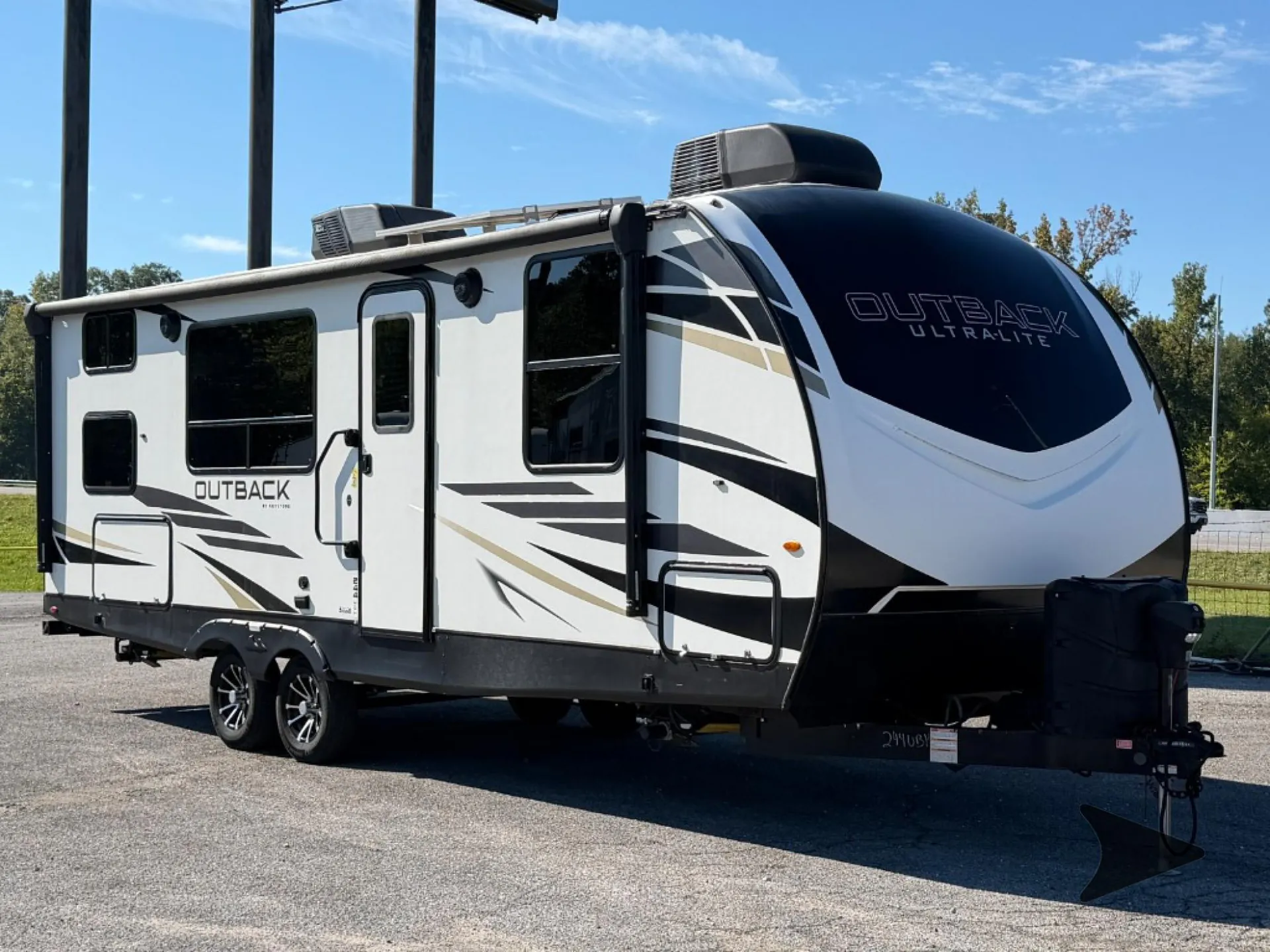 2022 Keystone Outback Ultra-Lite 244UBH - Photo 2
