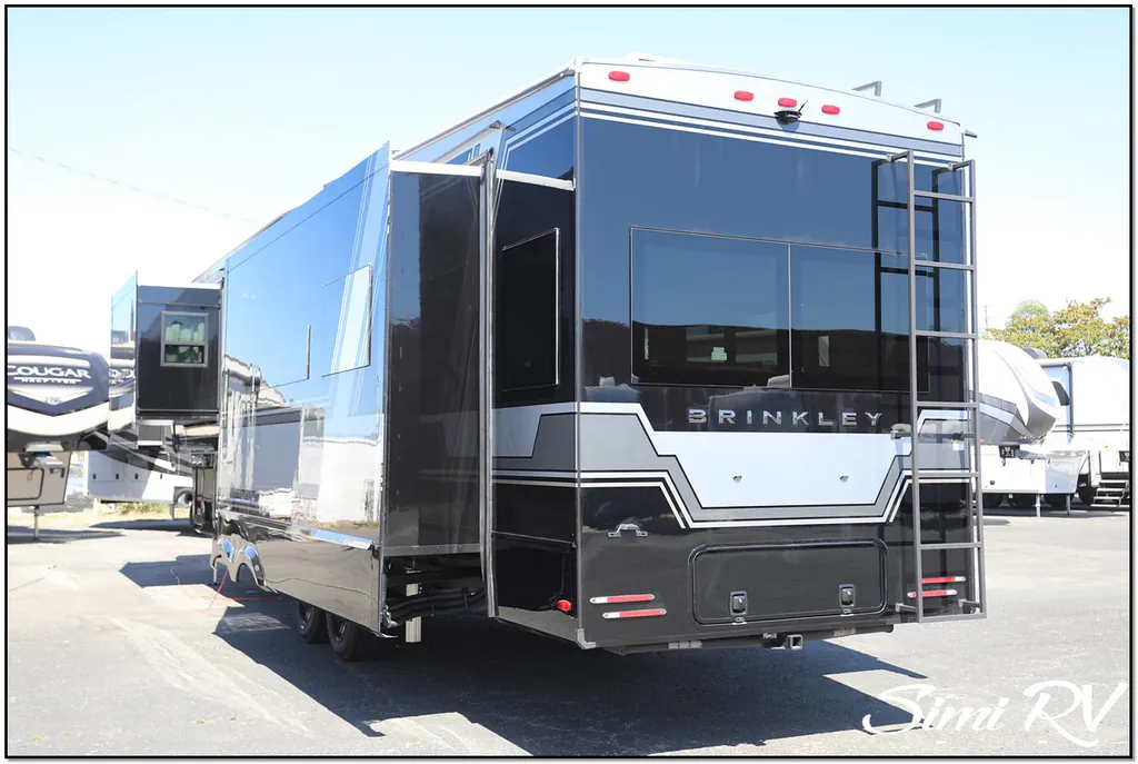 2026 Brinkley Model Z 3600, Photos photo 66