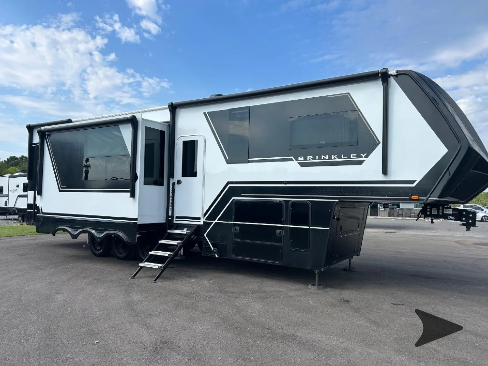 2025 Brinkley Model G 3250