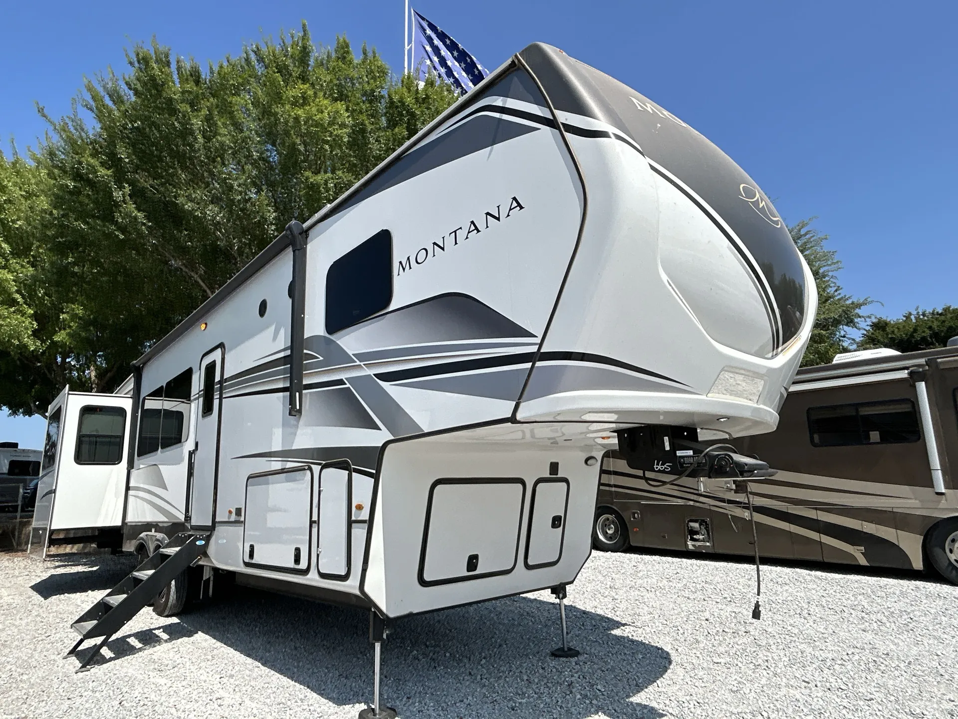 2024 Keystone Montana 3531RE