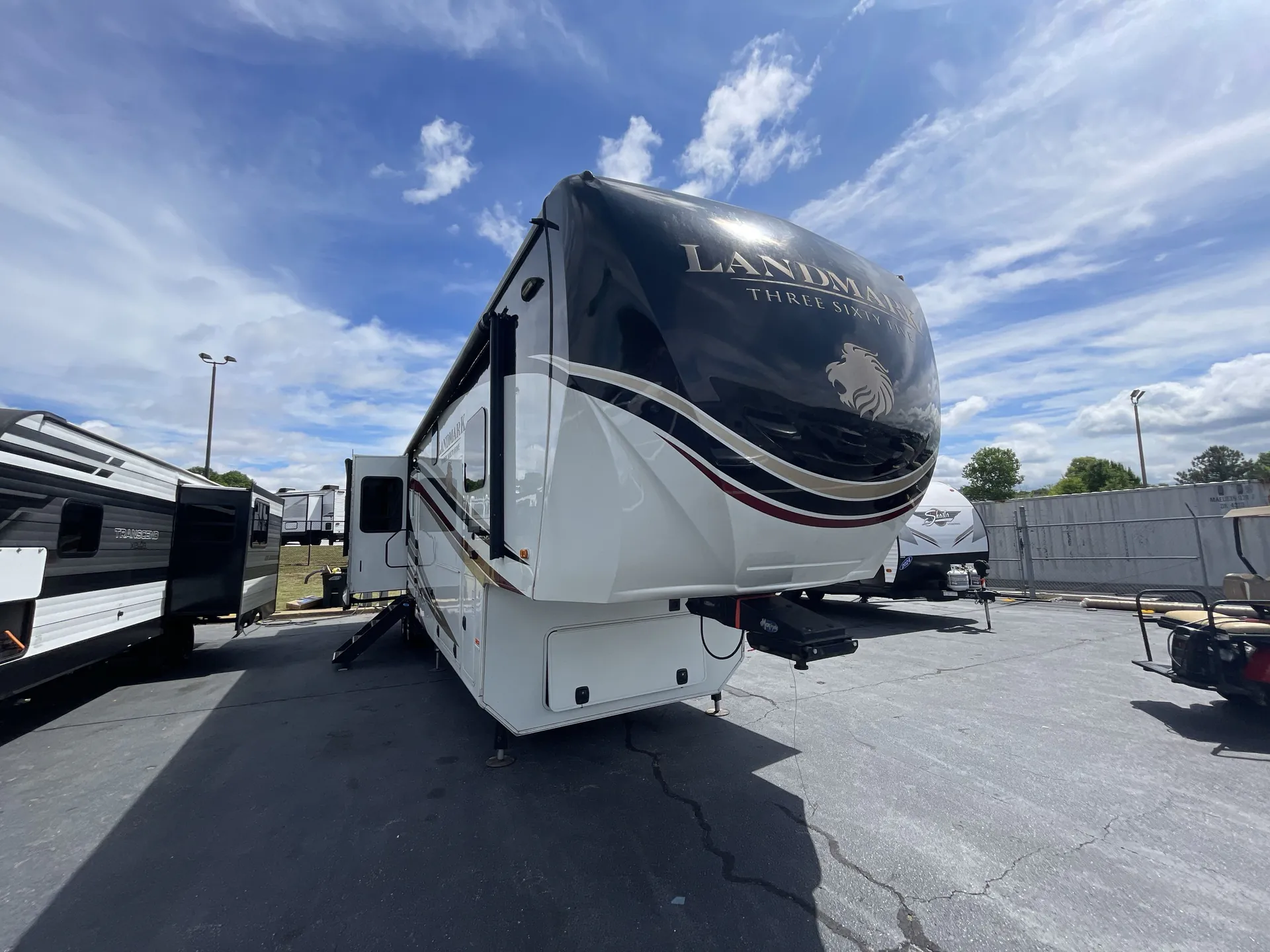 2015 Heartland Landmark Ashland - Photo 2
